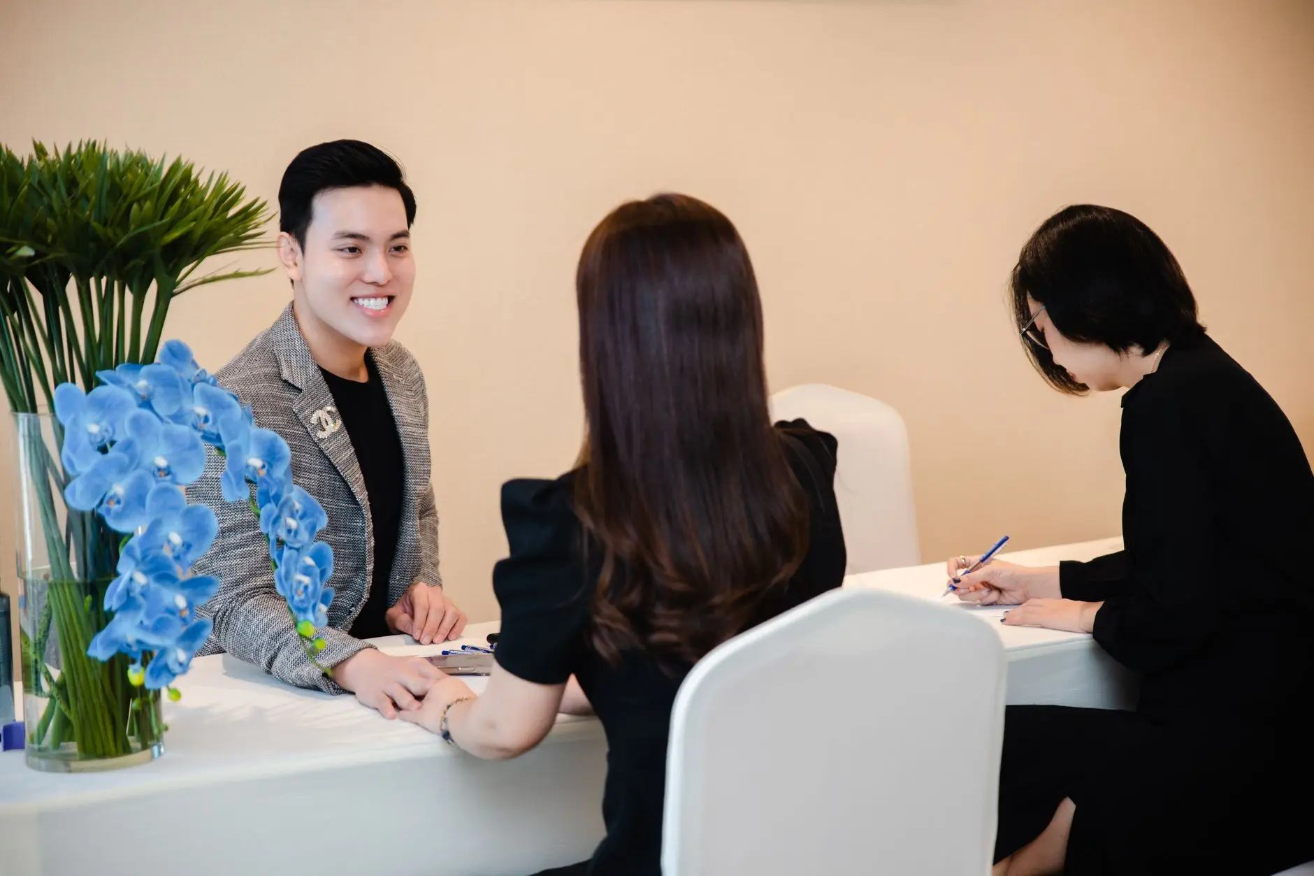 软件服务采购指南：双流晨信隆技术咨询流程详解