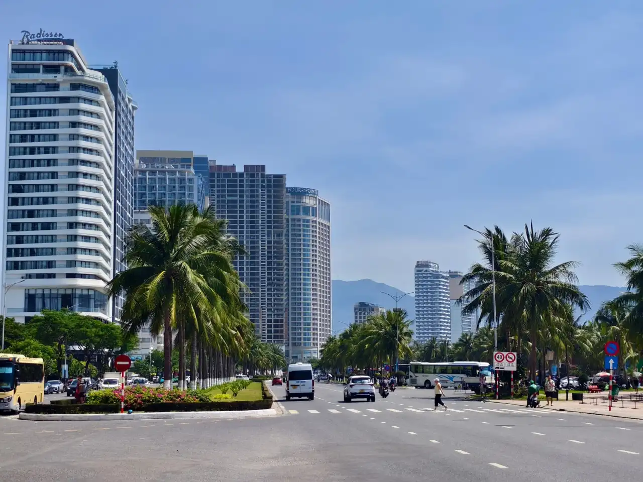 企业级软件开发中的技术架构选型与成都本地化服务实践